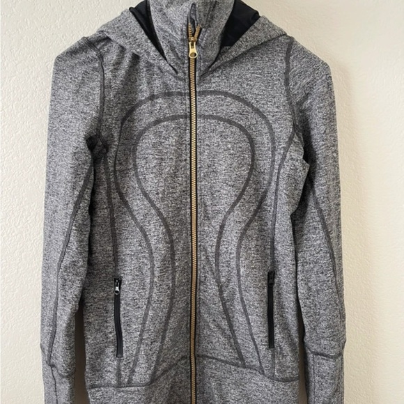 lululemon athletica womens Gray Sweater - Picture 1 of 5